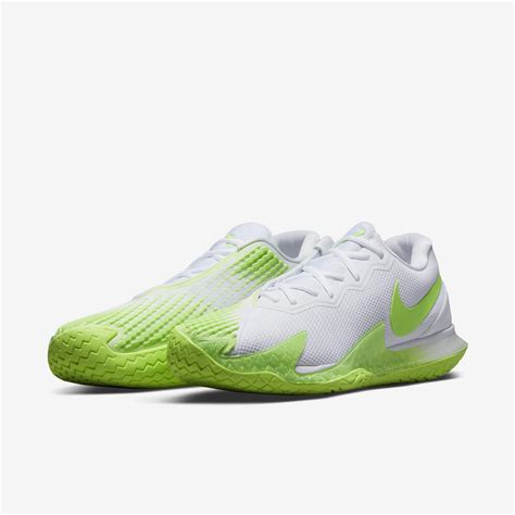 nike air zoom tennis shoes